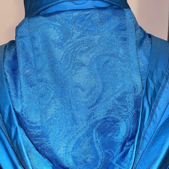 Lululemon Athletica Jacket. Blue. Size 8 - Picture 6 of 16